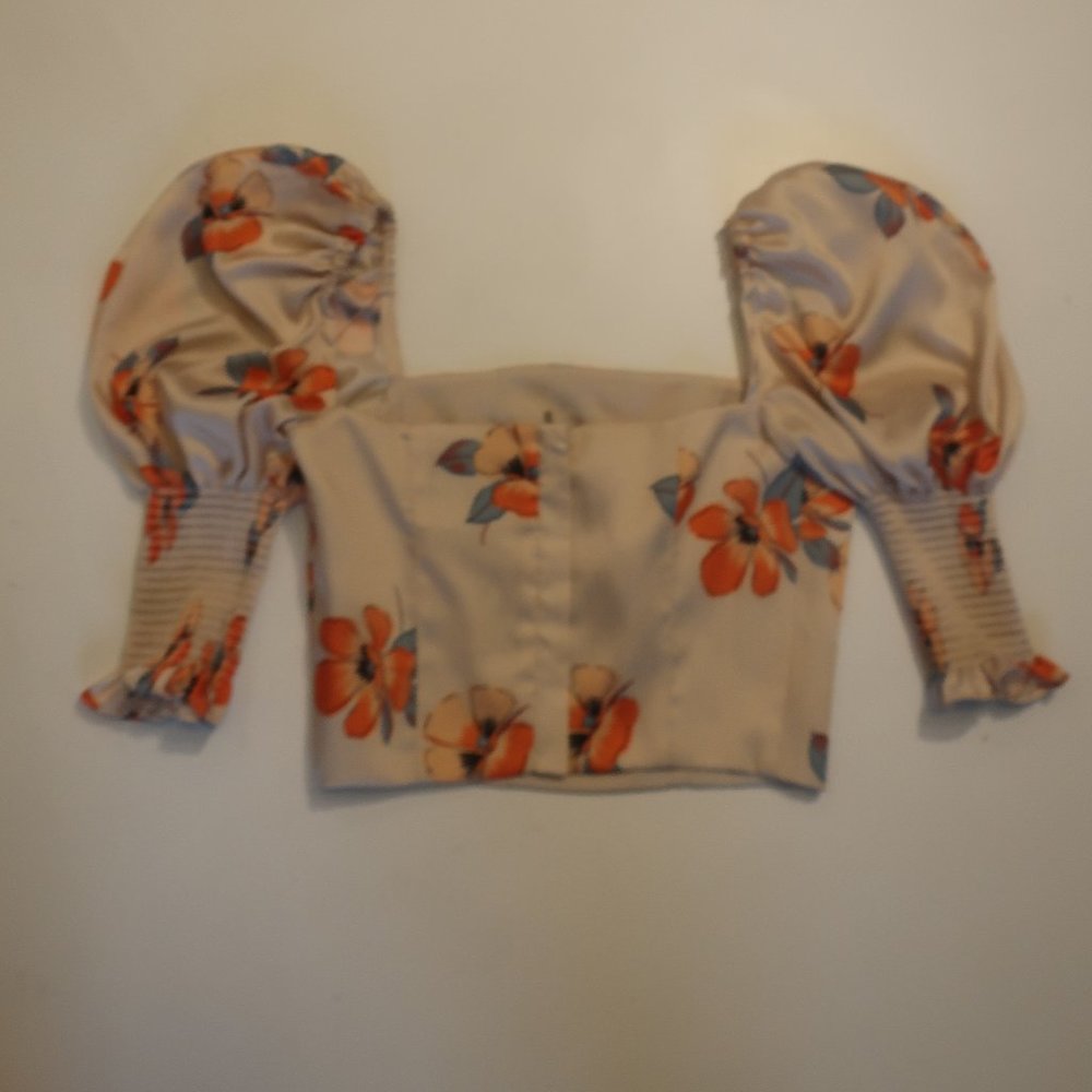 Womens Nicholas Beige Orange Floral Puff Sleeve Cropped Blouse Top 2 * - Picture 5 of 8